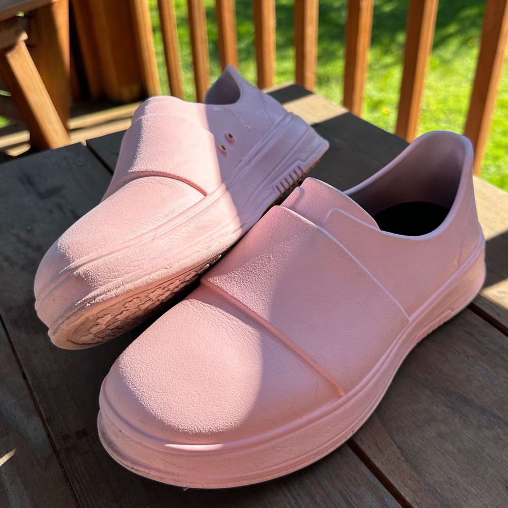 Gales Frontline Nurse Shoes